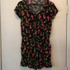 L’Amour Nanette Lepore Pineapple  Romper Size M.